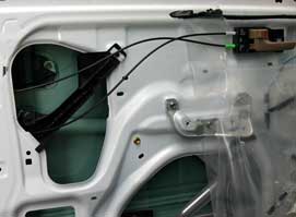 Toyota 69770-52020 Door Inside Locking Cable Assembly 
